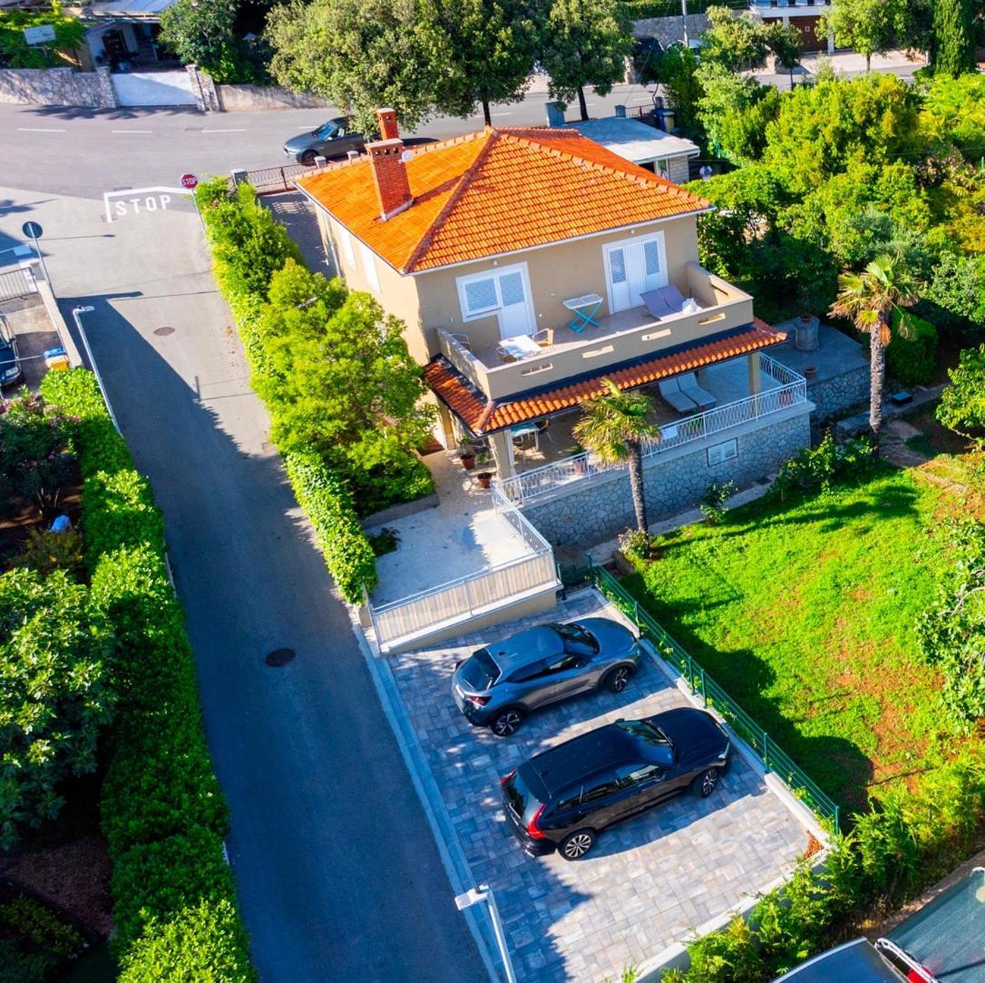 Villa Marica Tiny House In Krk City Centre 克尔克 外观 照片