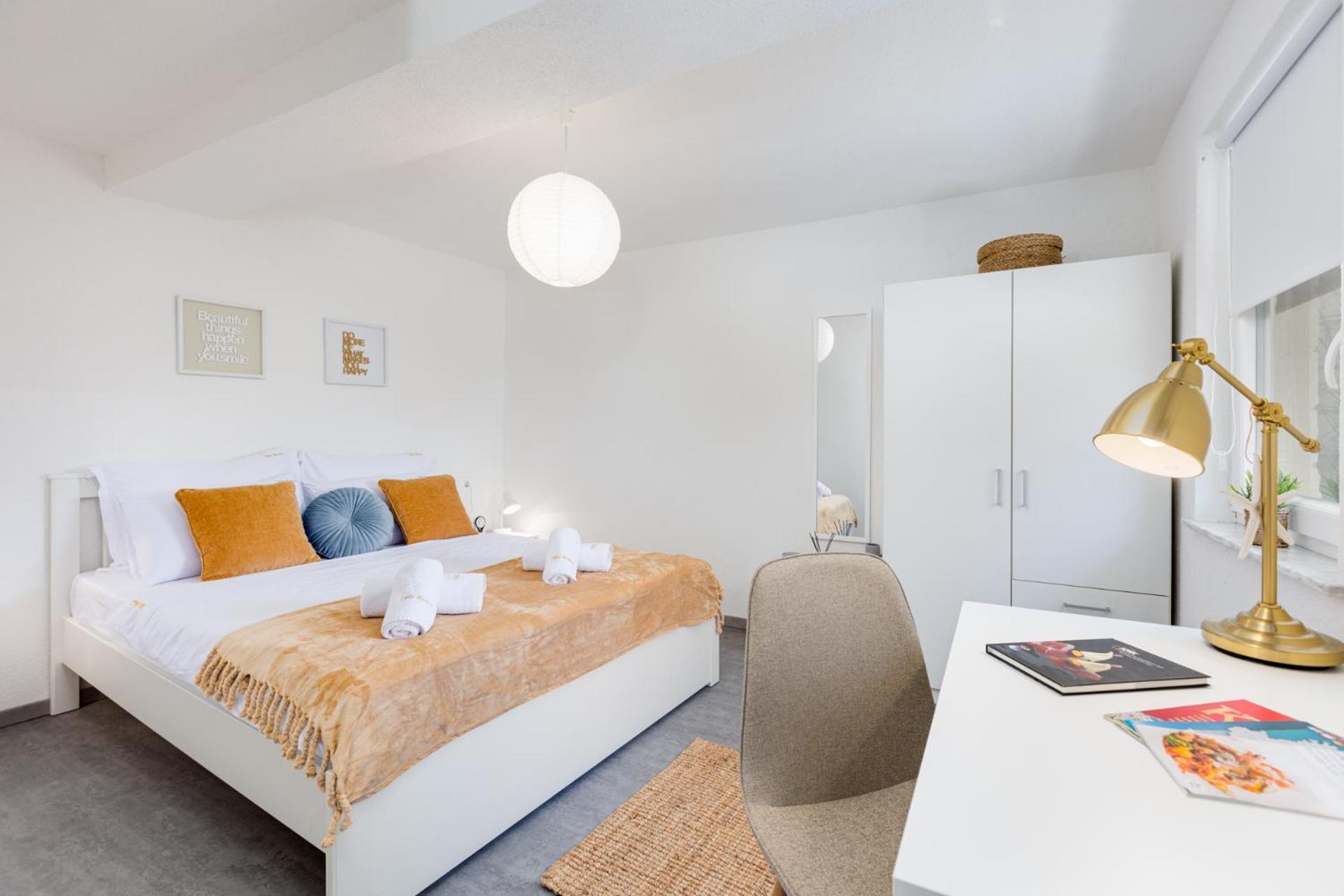Villa Marica Tiny House In Krk City Centre 克尔克 外观 照片