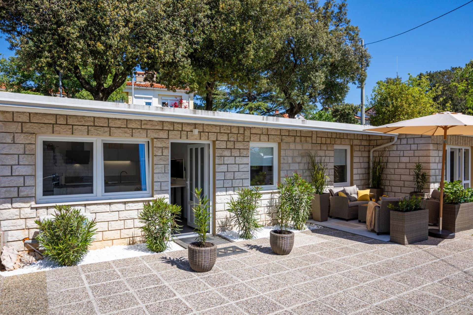 Villa Marica Tiny House In Krk City Centre 克尔克 外观 照片